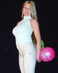 Nude big boob and ass blonde playing with balloons
